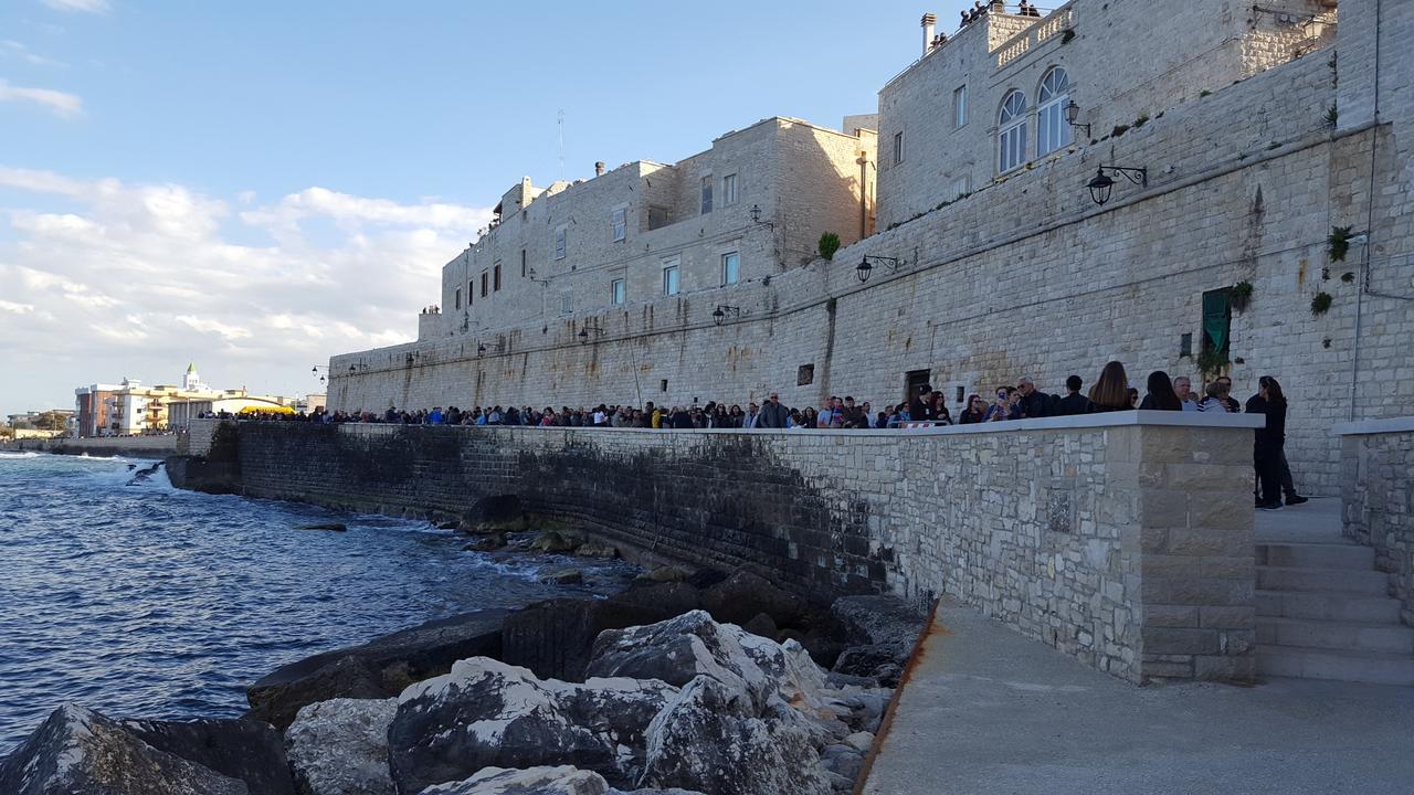 Centro Storico Suites Giovinazzo Exterior foto